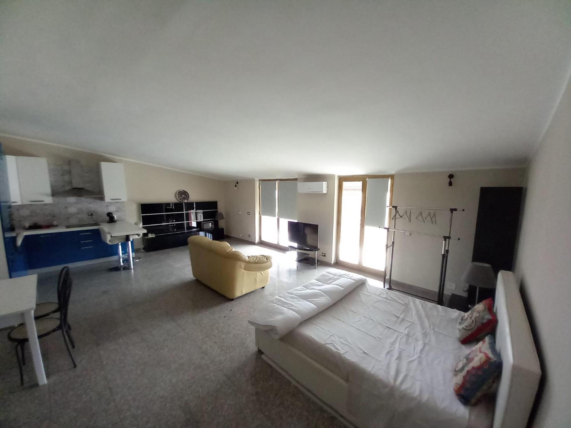 Bluesky Apartment - Third Floor Джардини-Наксос Экстерьер фото